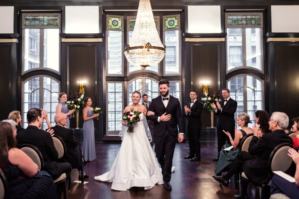 Chicago-Athletic-Association-wedding-by-Emma-Mullins-Photography-2