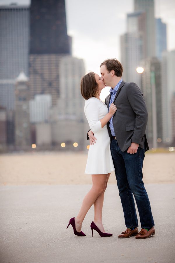Chicago-Wedding-Photographer-Rebecca-Marie-Photography-Lakeshore-in-Love002
