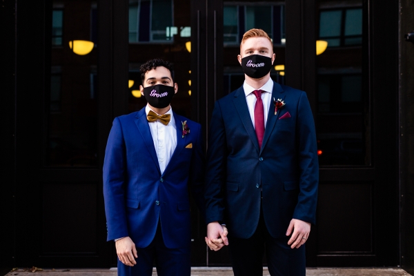 Chicago-loft-LGBTQ-wedding-by-Emma-Mullins-Photography-4