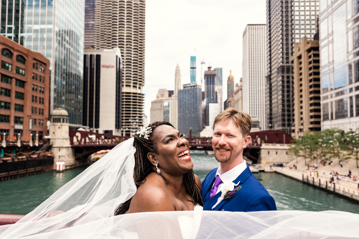 Downtown-Chicago-wedding-by-Emma-Mullins-Photography-1