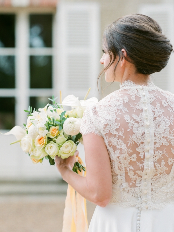bride-short-sleeve-lace-dress-photo