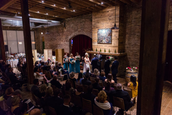 City-Winery-Chicago-wedding-by-Emma-Mullins-Photography-34