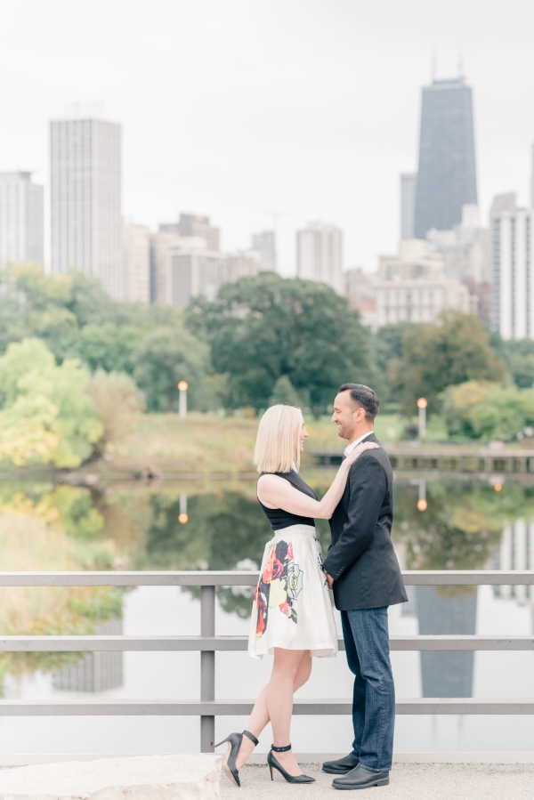 Lincoln Park Zoo South Pond Fall Engagement Session