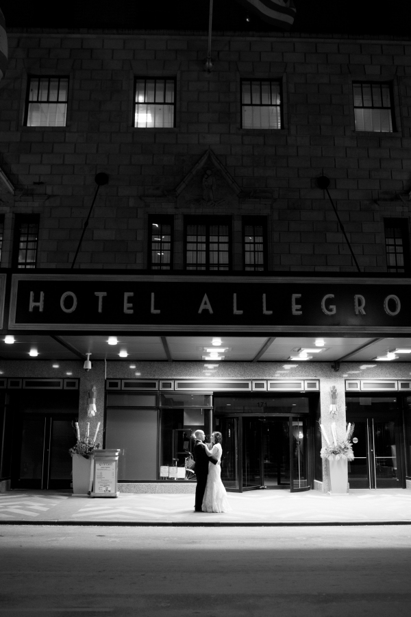 Chicago Winter Wedding at Hotel Allegro (85)