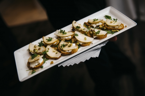 Elegant Intimate December Chicago Wedding at Spiaggia (18)