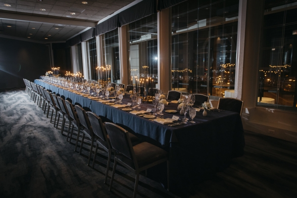 Elegant Intimate December Chicago Wedding at Spiaggia (26)