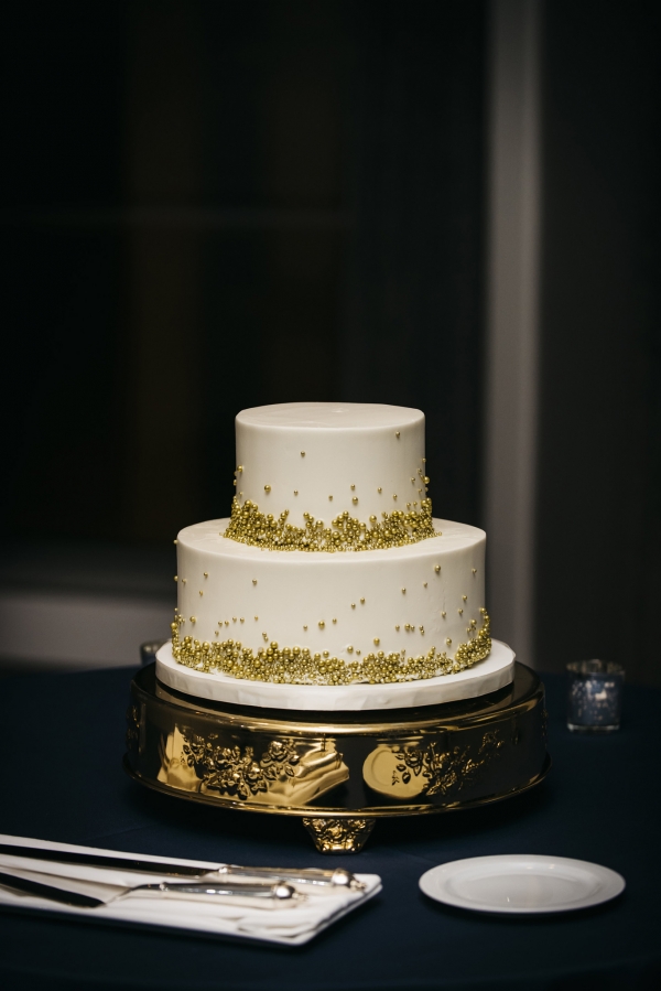 Elegant Intimate December Chicago Wedding at Spiaggia (30)
