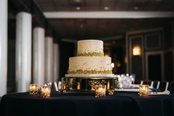 Elegant Intimate December Chicago Wedding at Spiaggia (31)