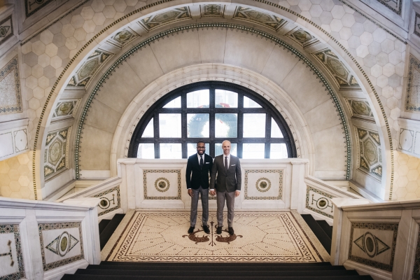 Elegant Intimate December Chicago Wedding at Spiaggia (6)