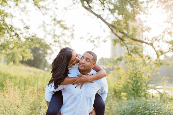 Lincoln Park Engagement Session Photography by Lauryn (15)
