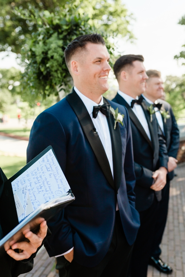 Lindsey-Taylor-Photography-Chicago-Lakefront-Wedding-39