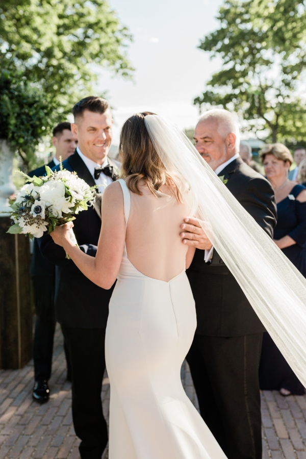 Lindsey-Taylor-Photography-Chicago-Lakefront-Wedding-41