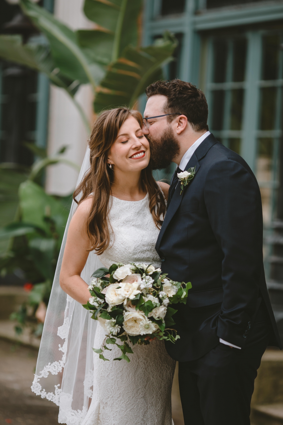 Garden Party Wedding at Columbus Park Refectory – Lakeshore in Love