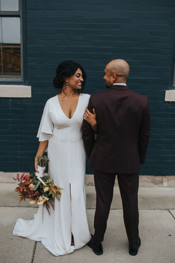 Warm Colorful Retro Mod Chicago Wedding Inspiration at The Duck Inn (46)