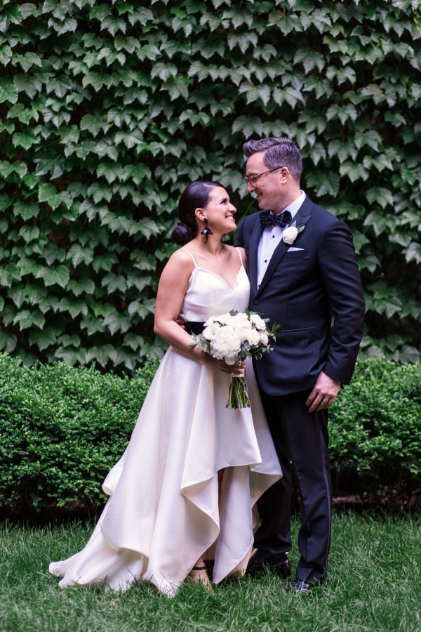 Ivy-Room-Chicago-Wedding-by-Emma-Mullins-Photography-41
