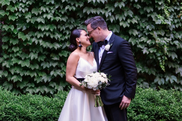 Stylish-Ivy-Room-Chicago-Wedding-by-Emma-Mullins-Photography-107