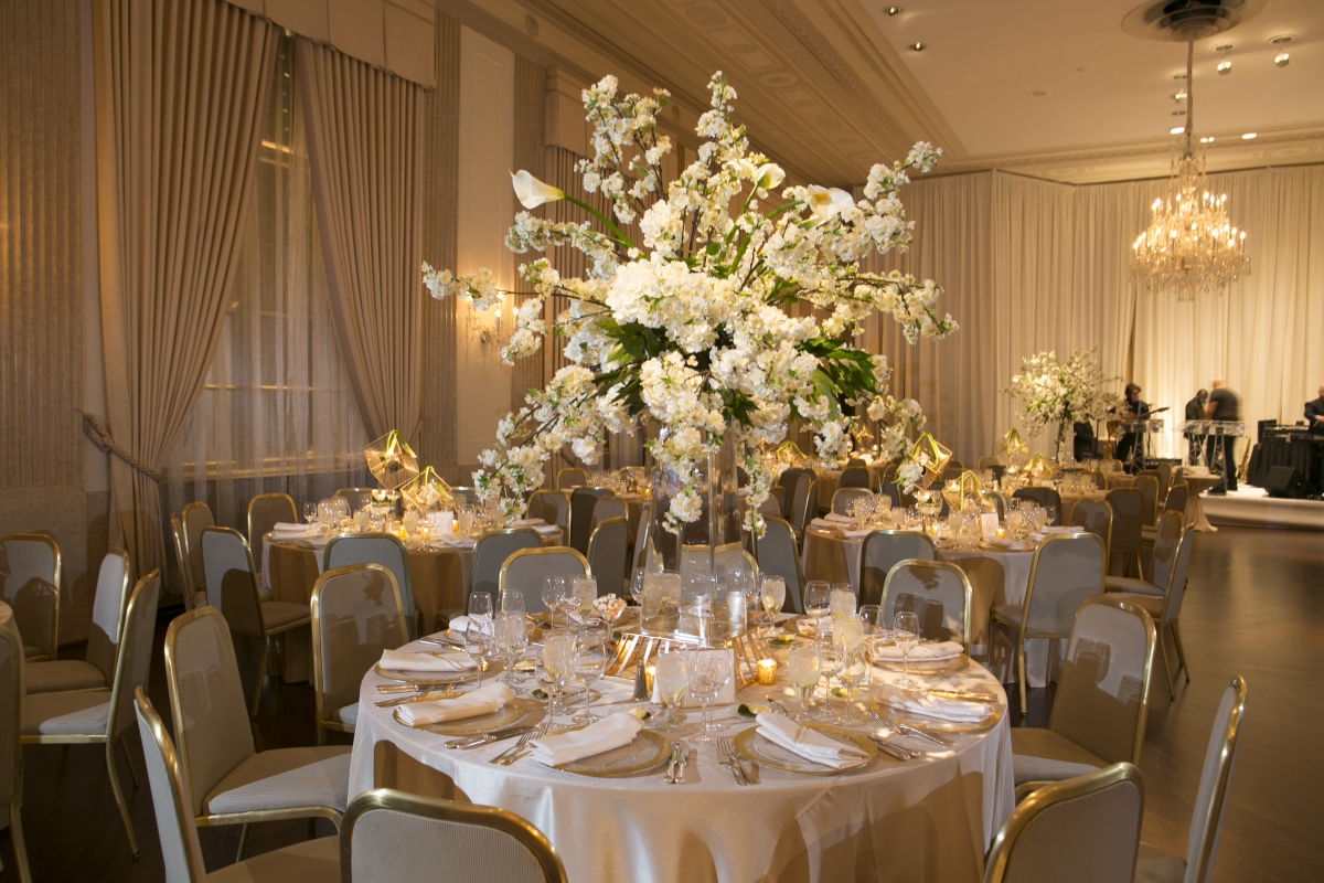 White and Gold Wedding at The Standard Club