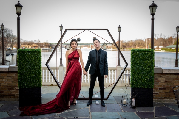 Dramatic Black and Red Wedding Inspiration at Hotel Baker in St Charles (16)