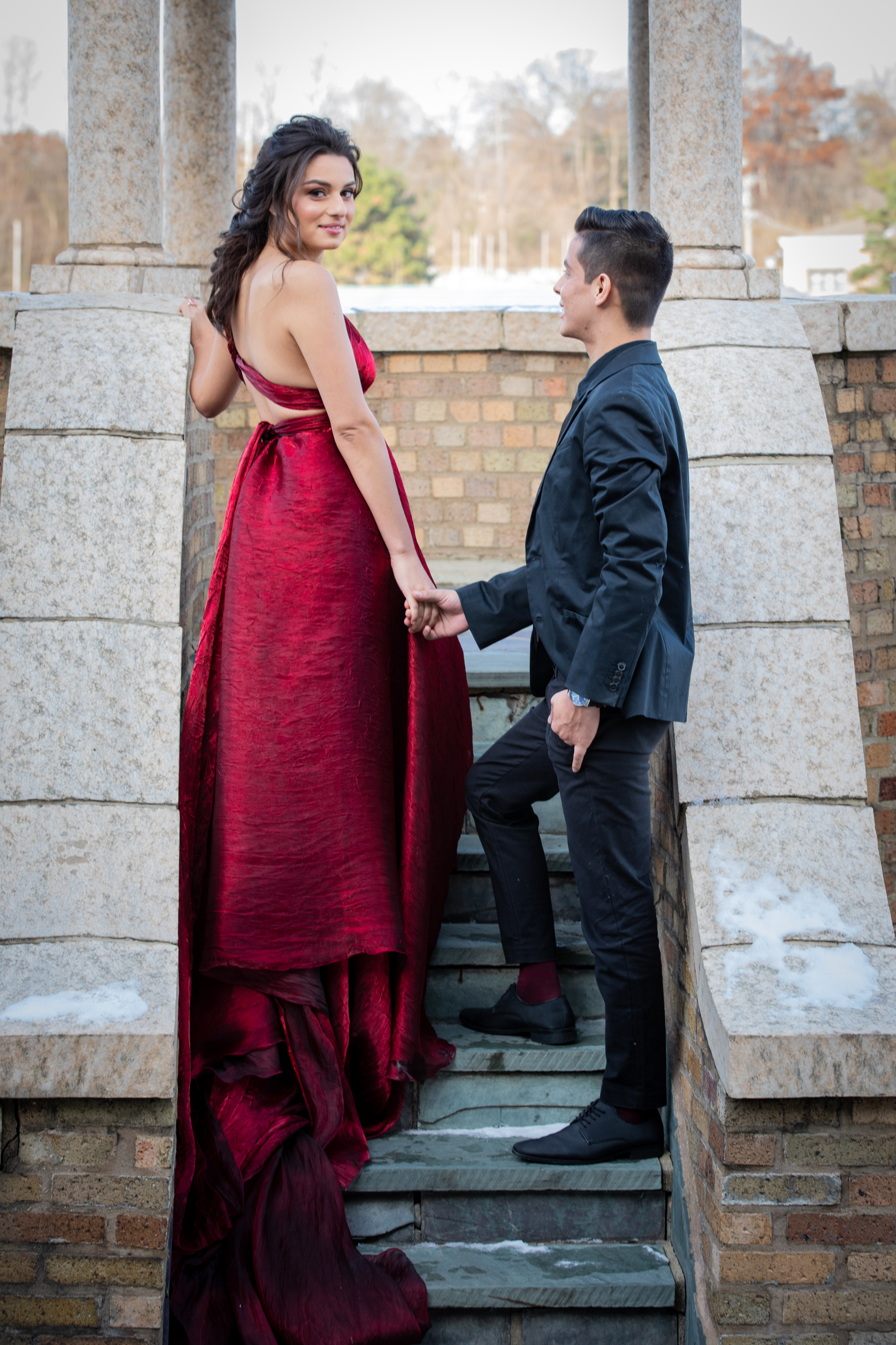 Dramatic Black and Red Wedding Inspiration at Hotel Baker in St Charles (19)