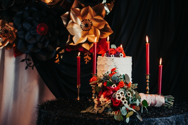 Dramatic Black and Red Wedding Inspiration at Hotel Baker in St Charles (23)