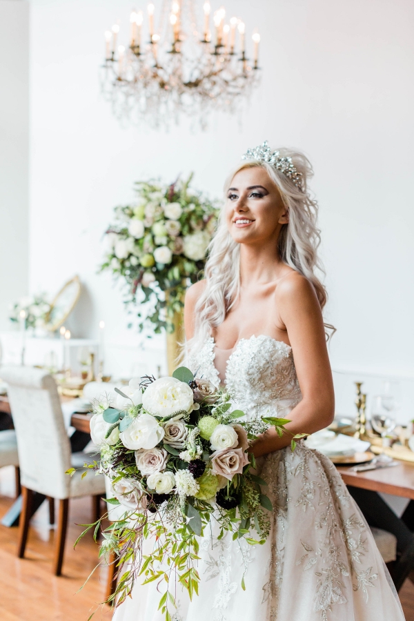 Woodsy Loft Wedding Inspiration Loft of Elements Preserved (28)