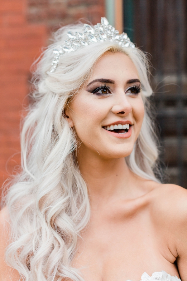 Woodsy Loft Wedding Inspiration Loft of Elements Preserved (38)