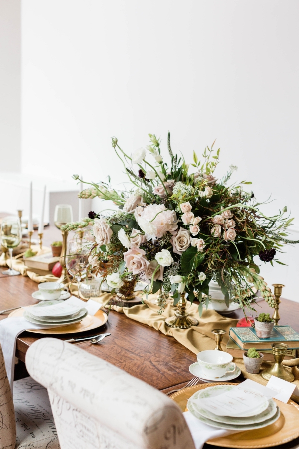 Woodsy Loft Wedding Inspiration Loft of Elements Preserved (6)
