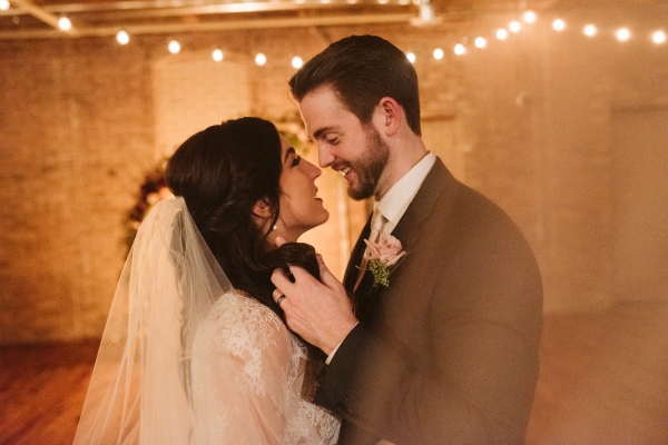 lacuna-lofts-chicago-winter-wedding-morgan-tom-76