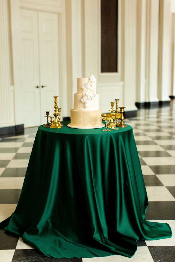 Chicago History Museum Wedding Inspiration Emerald Green (69)