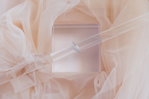 Clean Origin Jewelry Lookbook Lakeshore in Love (7)