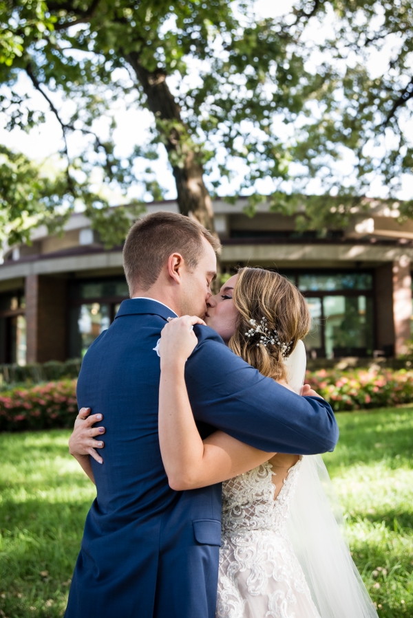 Hyatt Lodge McDonalds Campus Wedding Inspired Eye Photography (9)