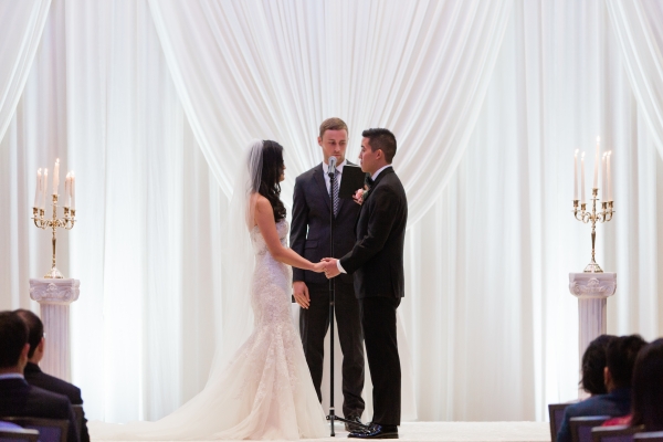 Chicago Wedding ceremony at Hyatt Regency O'Hare
