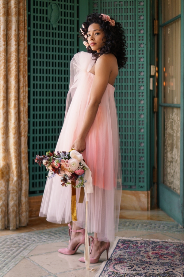 Cuneo Mansion High Fashion Wedding Inspiration (29)