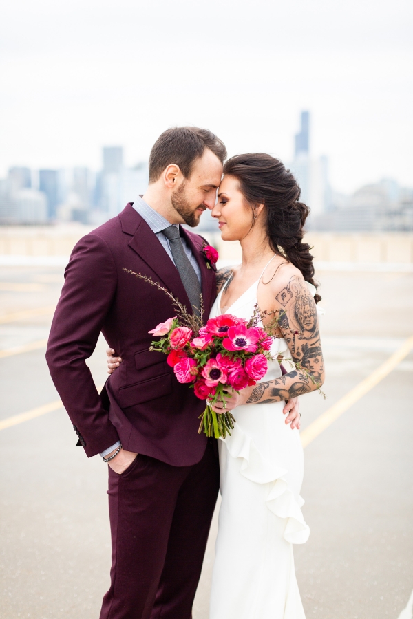 Edgy Romance Chicago Wedding Inspiration Alexandra Lee Photography Lakeshore in Love (312)