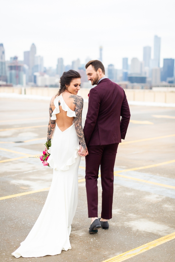 Edgy Romance Chicago Wedding Inspiration Alexandra Lee Photography Lakeshore in Love (317)
