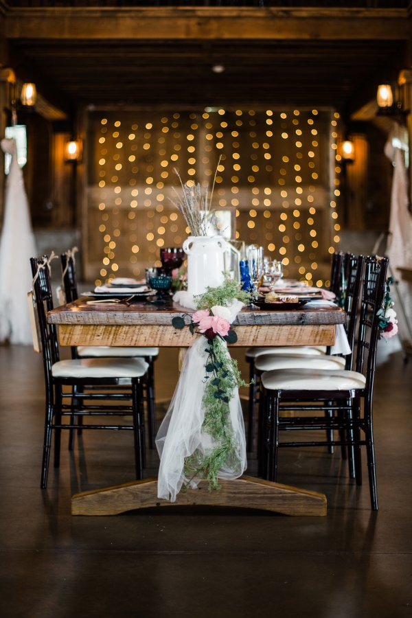 Wedding Table in Barn Chicagoland