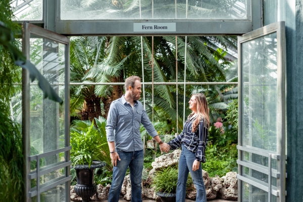 Lincoln Park Conservatory Engagement Session (1)