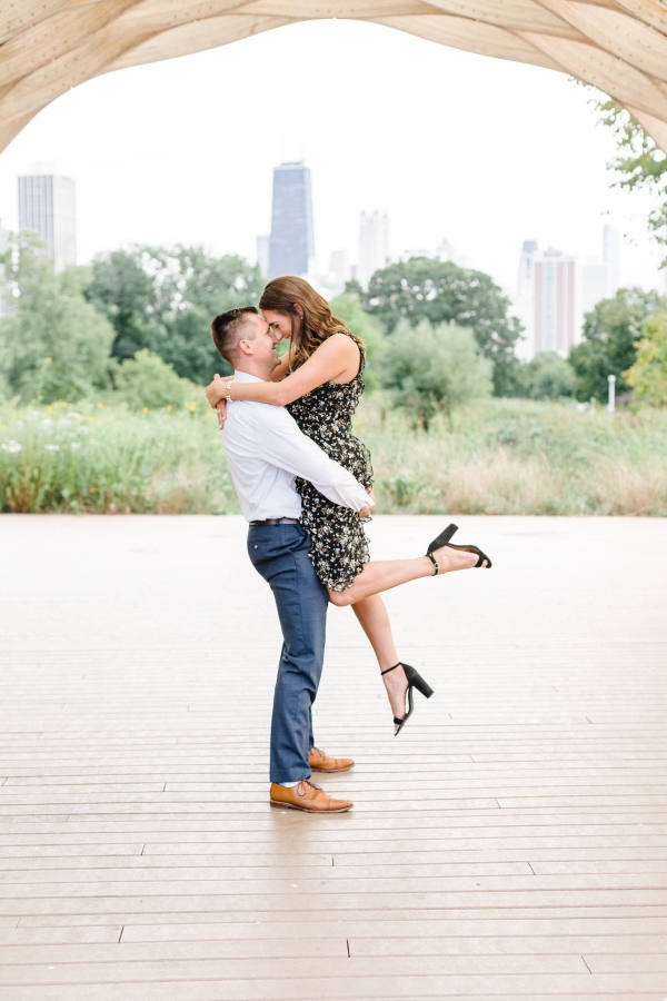 Chicago Engagement Session at the Honeycomb
