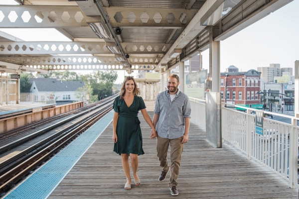 Couple walking in Chicago Blue Line station
