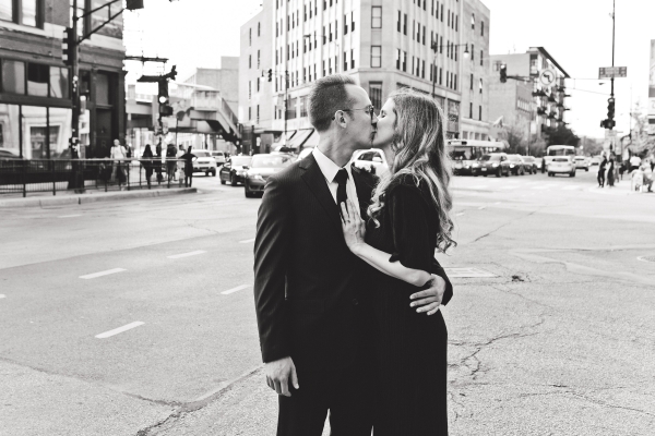Wicker Park Chicago Engagement Session (3)