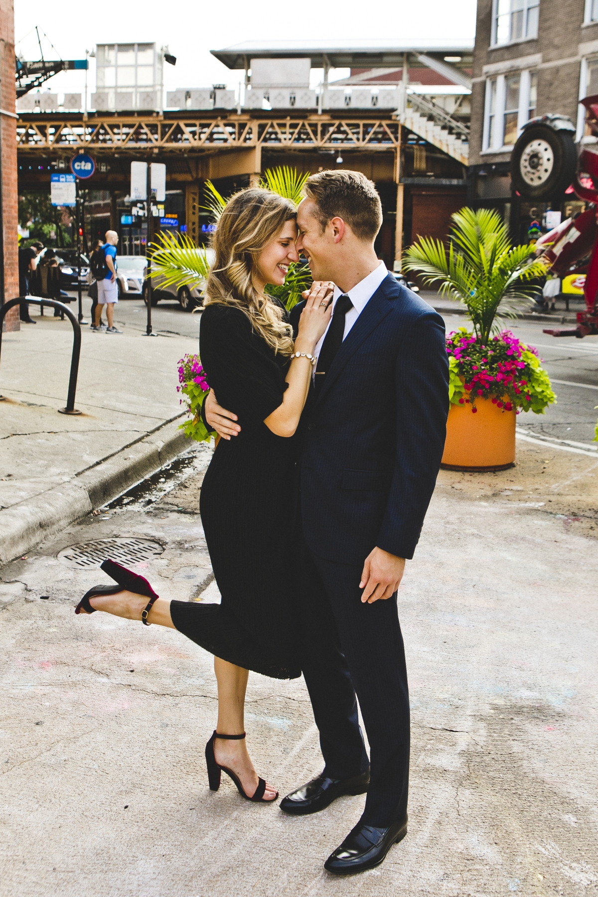 Wicker Park Chicago Engagement Session