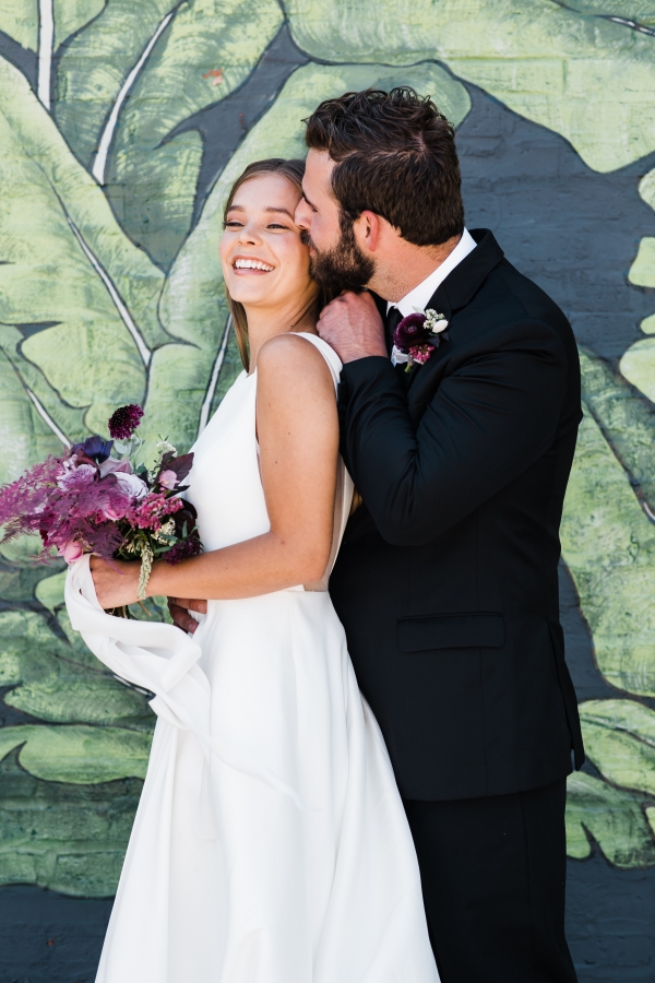 Modern Colorful Chicago Wedding Inspiration The Lakewood (17)