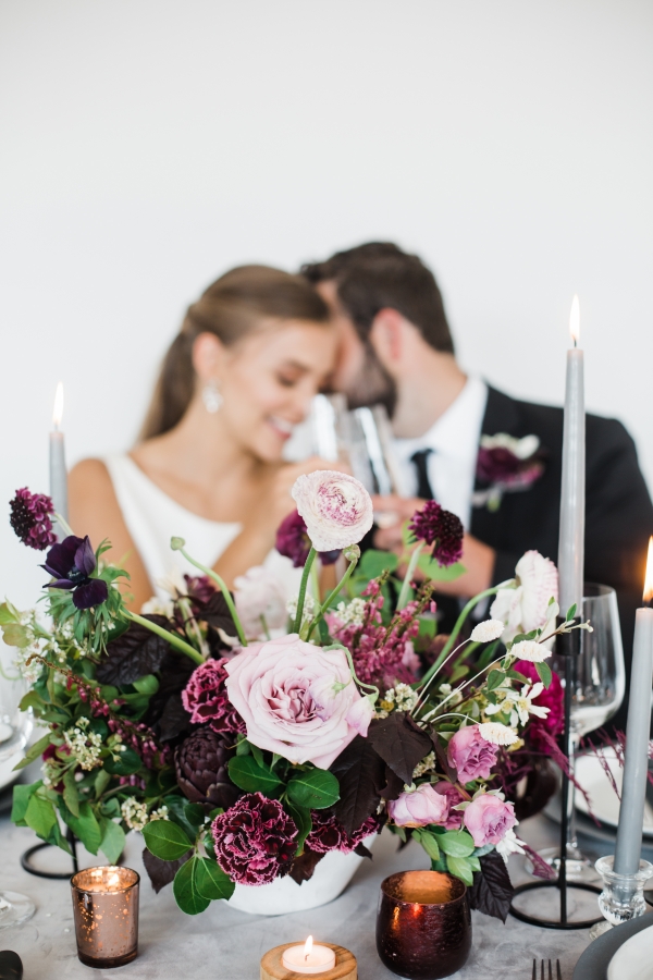 Modern Colorful Chicago Wedding Inspiration The Lakewood (40)