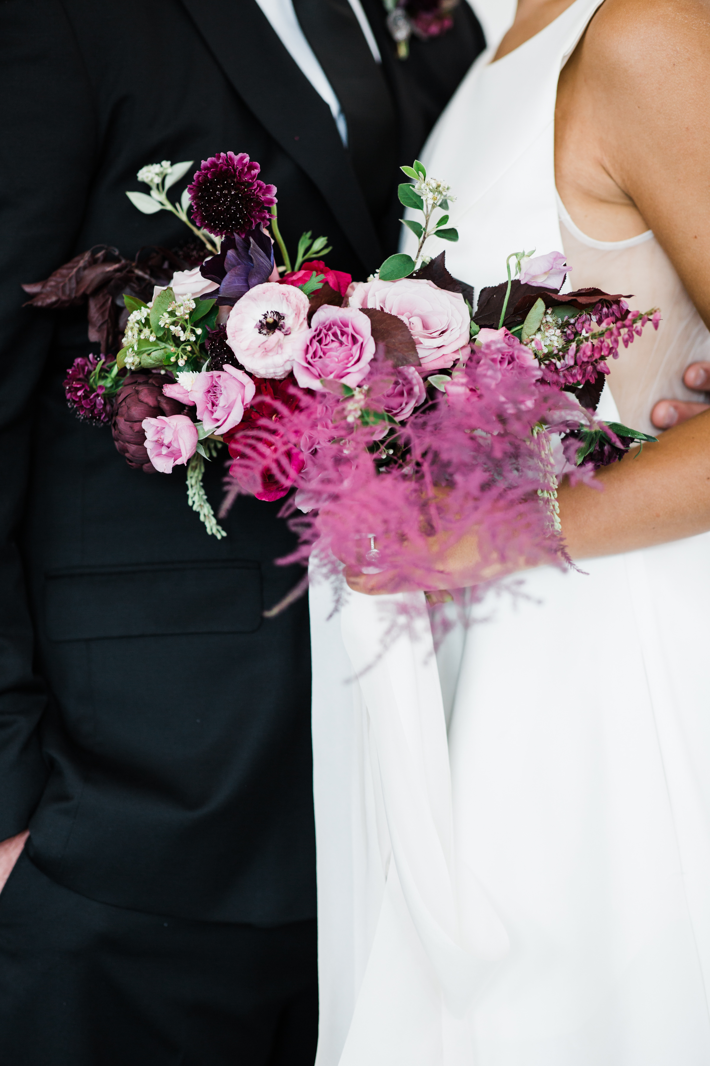 Modern Colorful Chicago Wedding Inspiration The Lakewood (41)