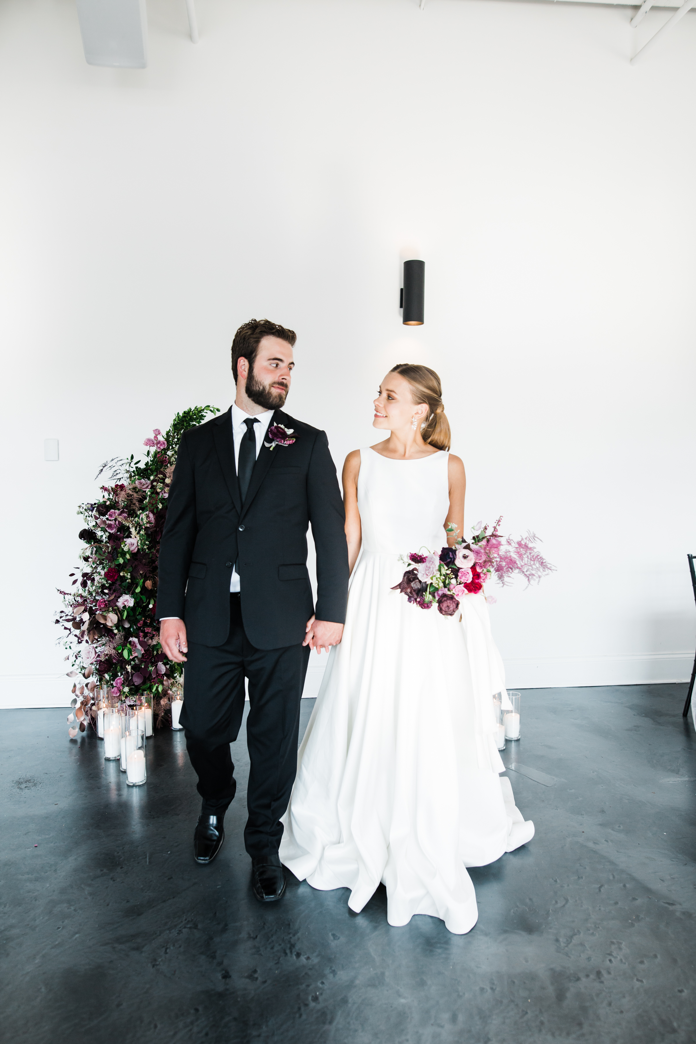 Modern Colorful Chicago Wedding Inspiration The Lakewood (53)
