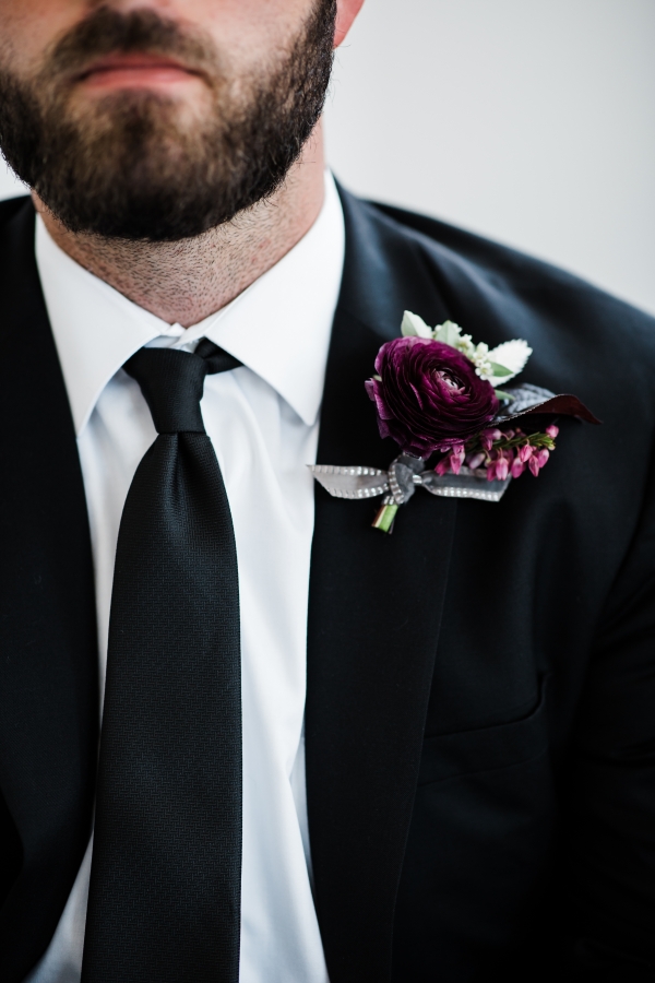Modern Colorful Chicago Wedding Inspiration The Lakewood (7)