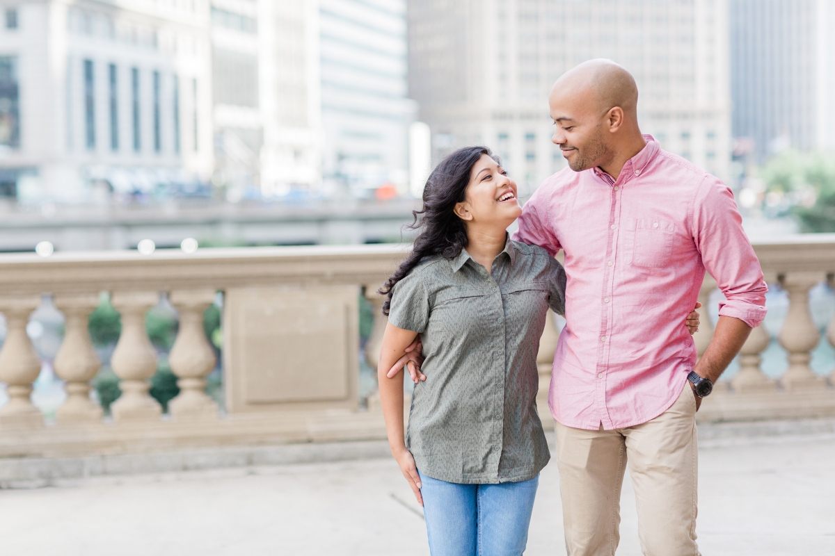 Wrigley Building Chicago Engagement Photography by Lauryn 3