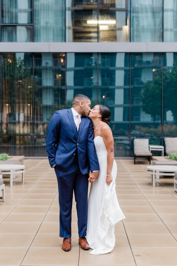 Loft Lucia Chicago Wedding Photography by Lauryn (36)