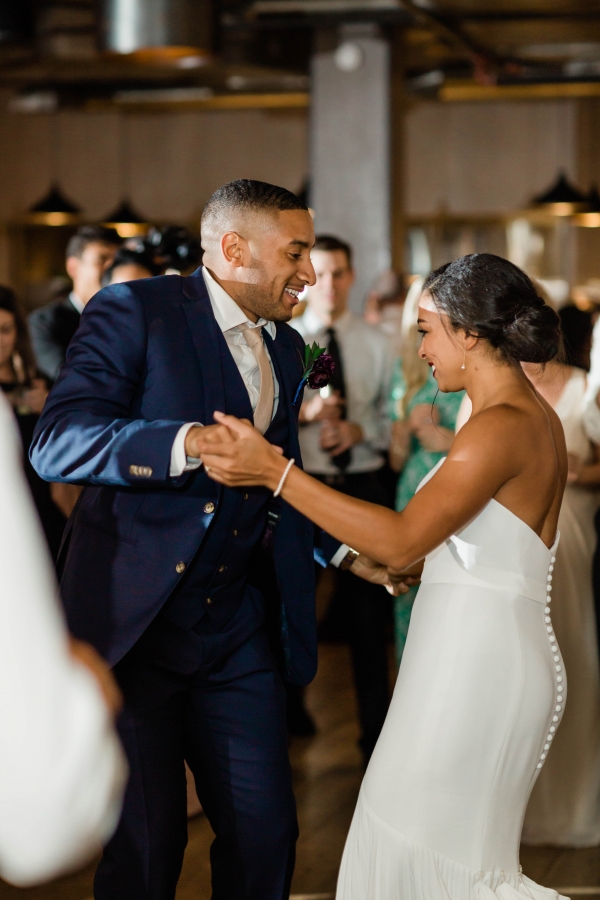 Loft Lucia Chicago Wedding Photography by Lauryn (74)