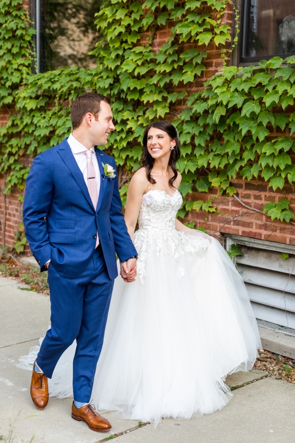 Room 1520 Chicago Wedding from Alexandra Lee Photography (12)